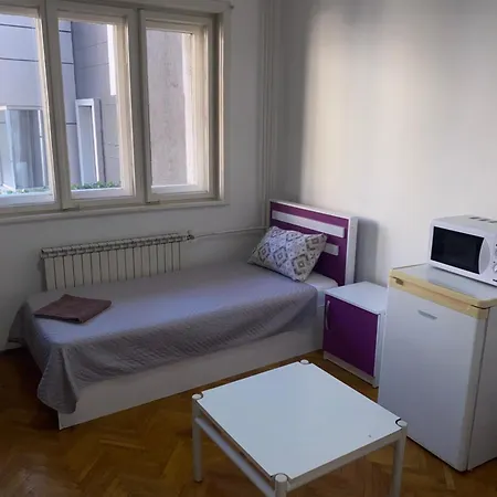 Great Great Location No Parking *