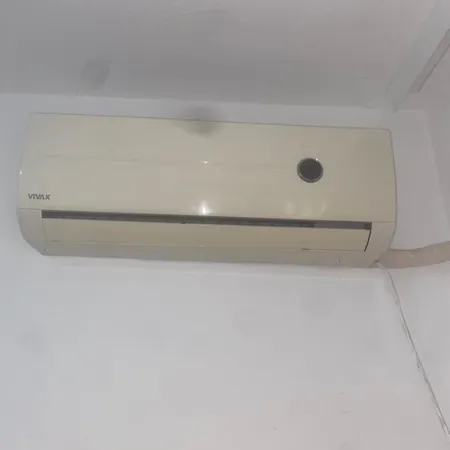 In Centar With Shared Bathroom And Kitchen
