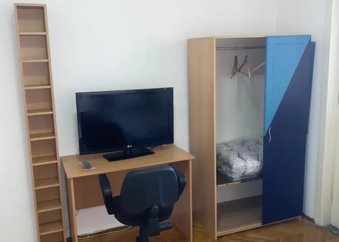 Great Great Location No Parking Скопье